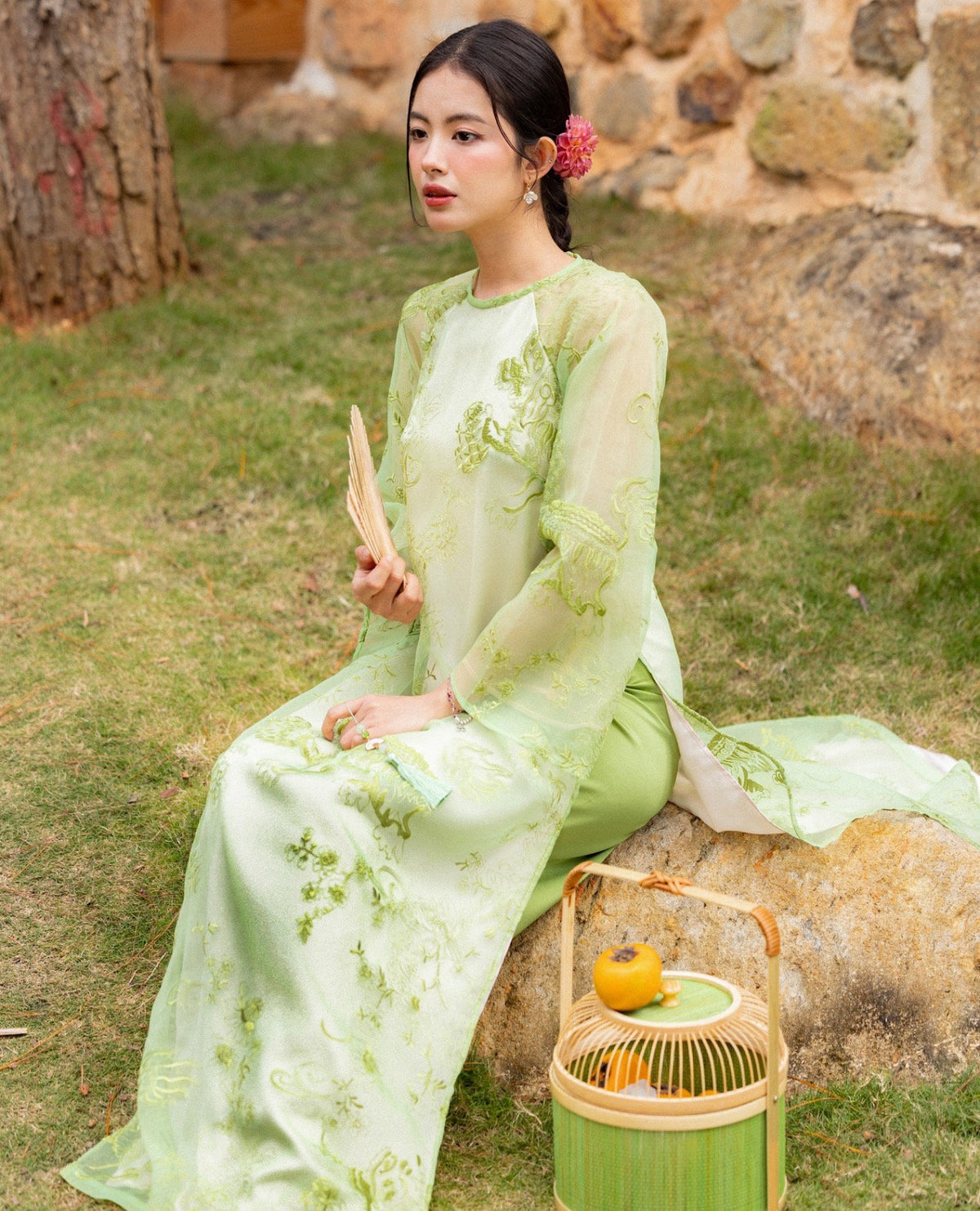 Vietnamese aodai Kylan embroidered green, pants included