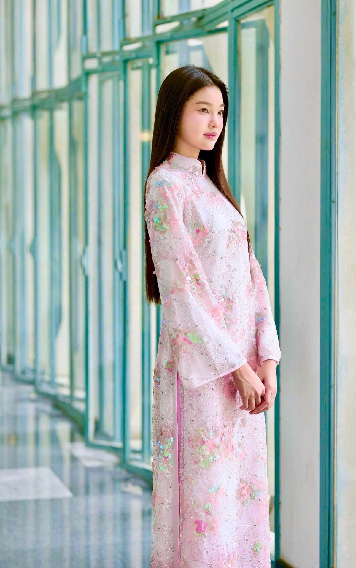 HongChu Vietnamese luxury ao dai pink sequins, pants included
