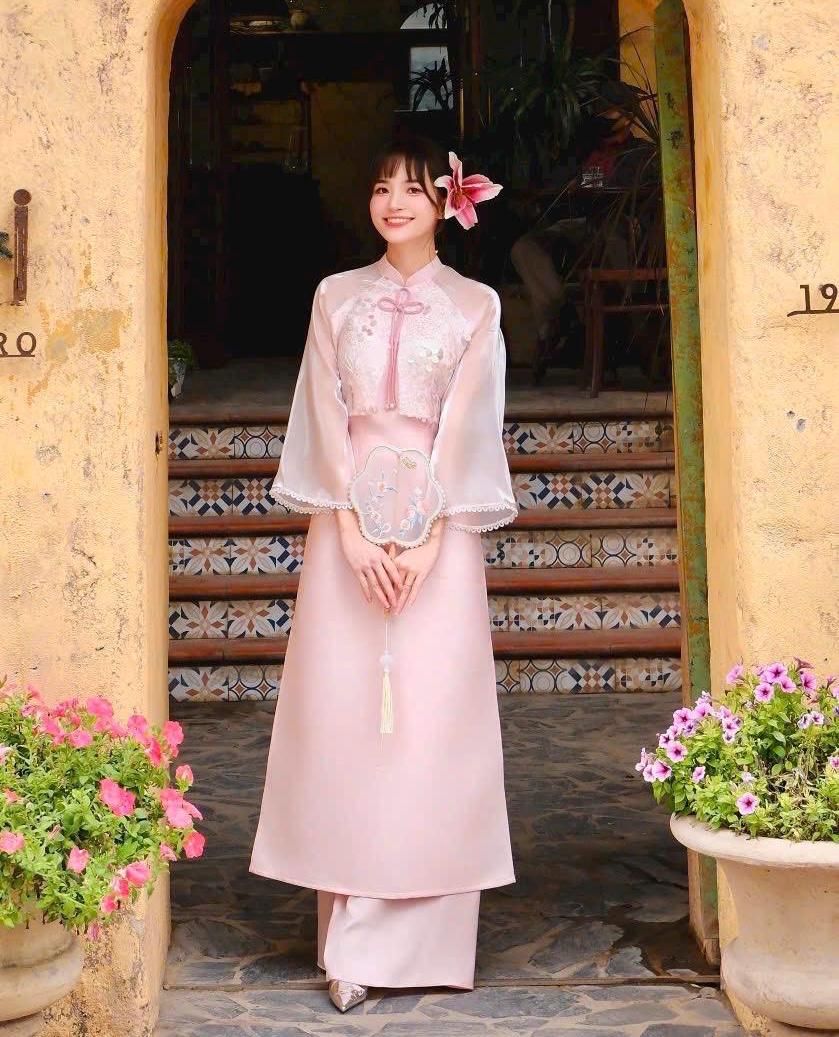HongVy Vietnamese ao dai tafta sequins aodai pink, pants included