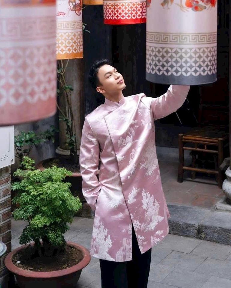 PhongVan Vietnamese aodai for men embroided pink gam taffeta