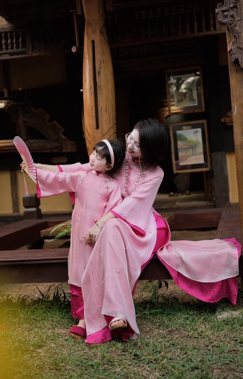 LuaTo Vietnamese aodai pink, pants included