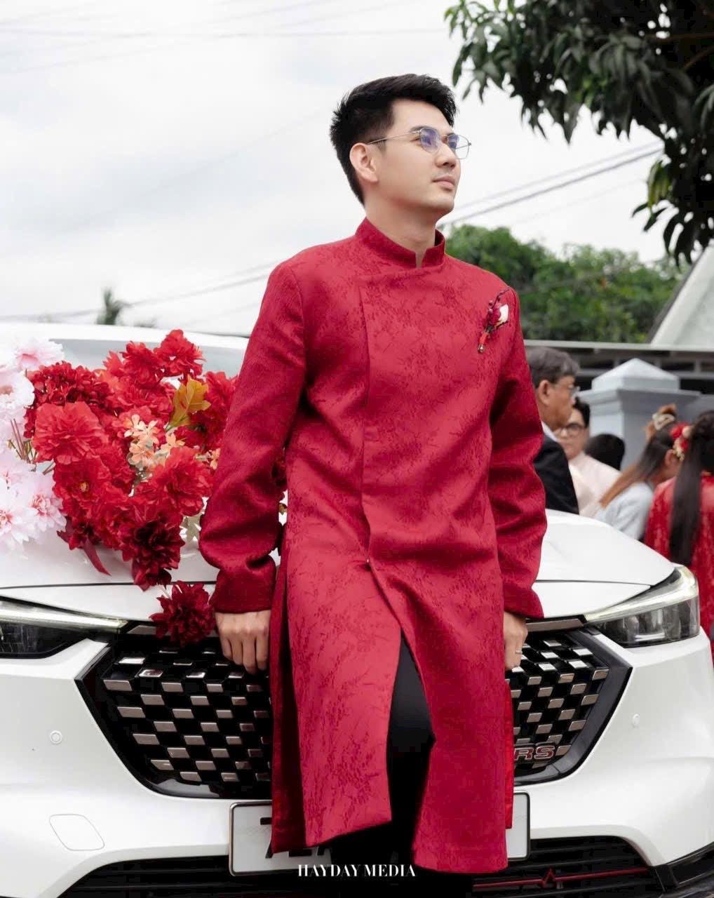 Vietnamese aodai for men ChauMai red ao dai