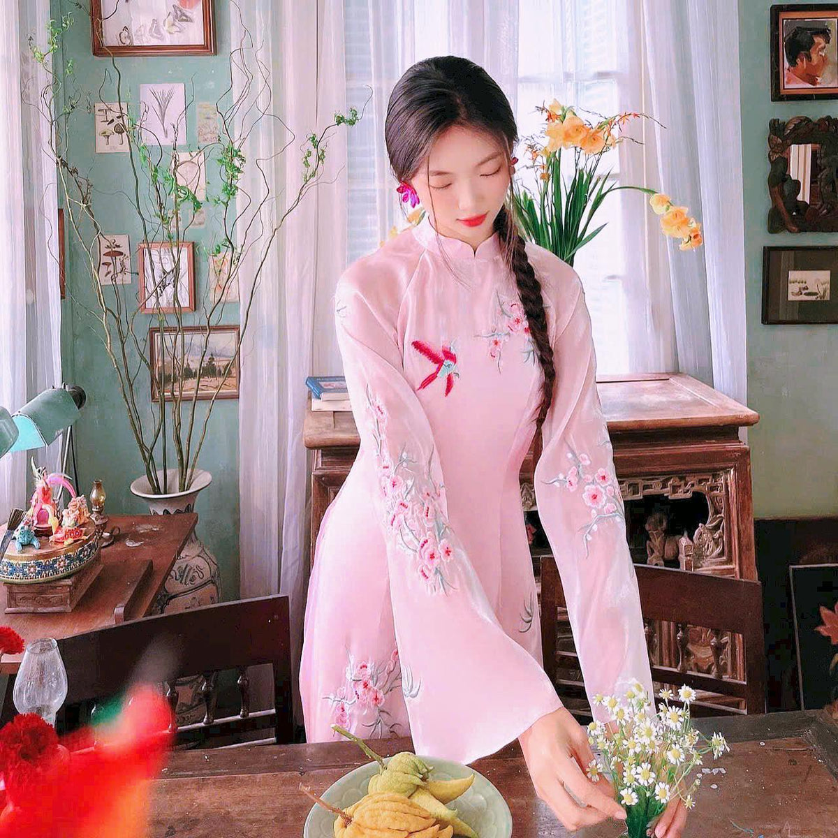 Xynh Vietnamese ao dai embroidery pink, pants included