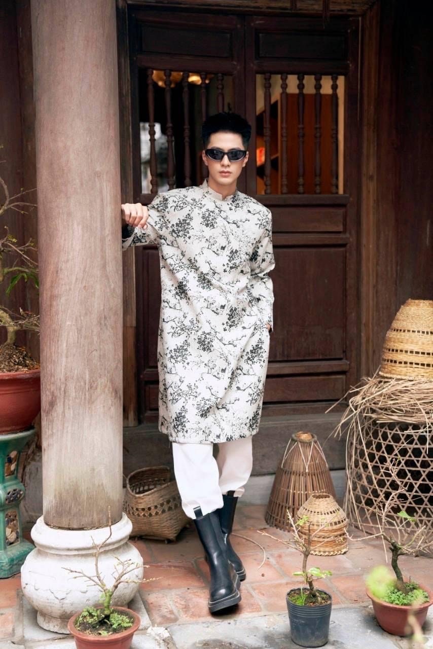 BachKy Vietnamese aodai for men
