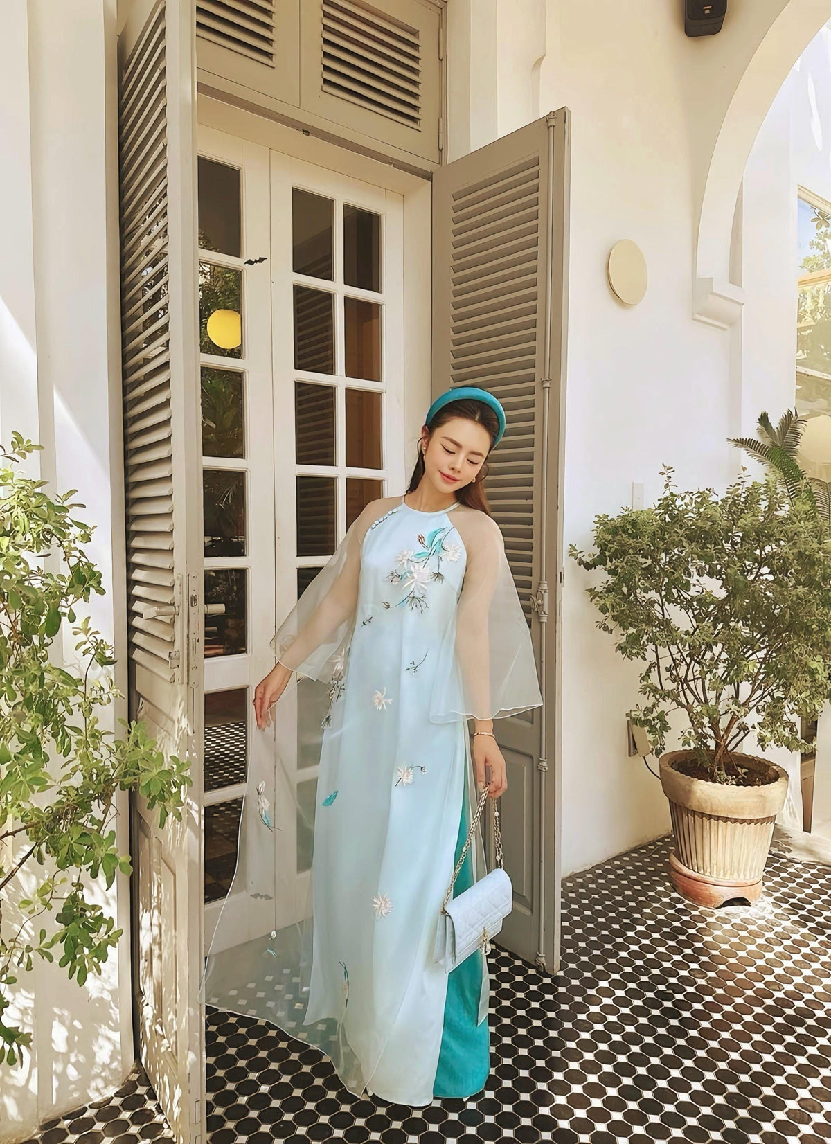 Linny Vietnamese ao dai embroidery mint, pants included