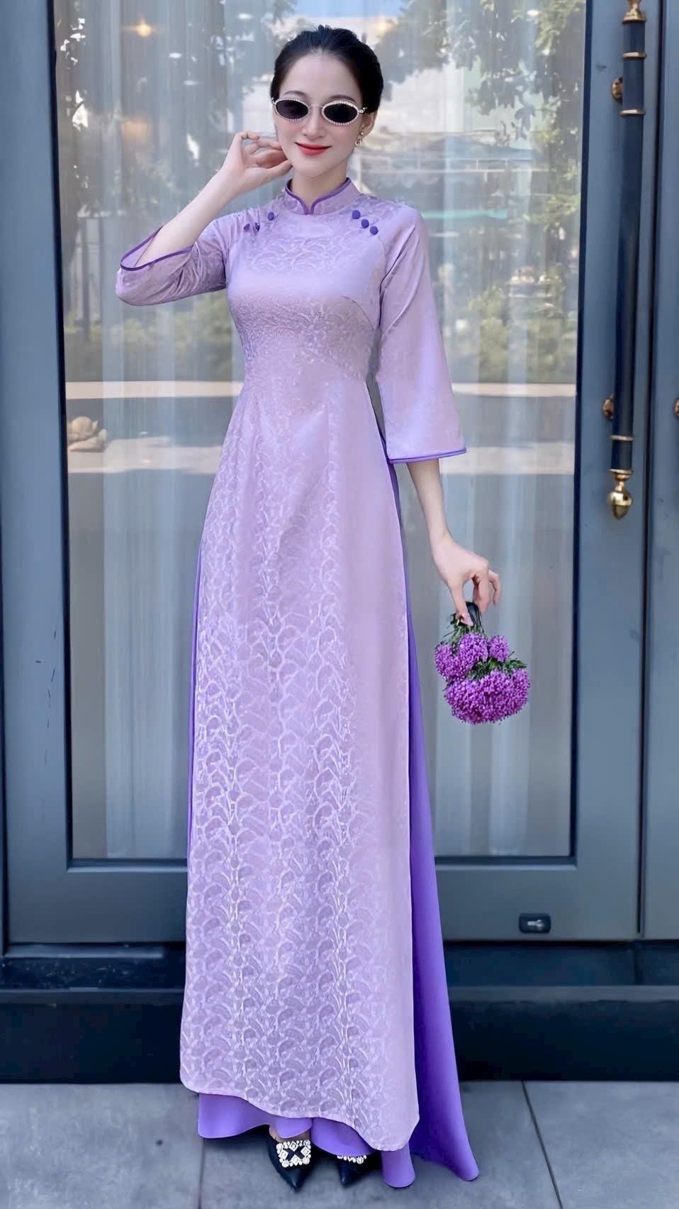 UyenAn Vietnamese purple ao dai, pants included