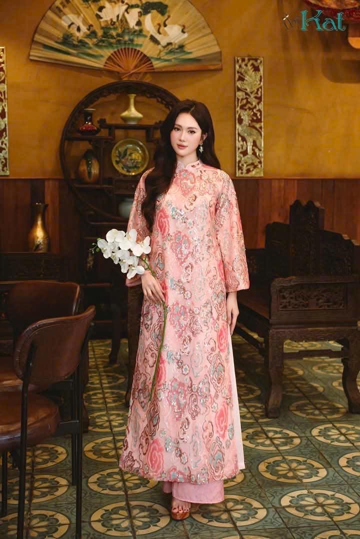 BacBling Vietnamese ao dai pink embroidery sequins, pants included