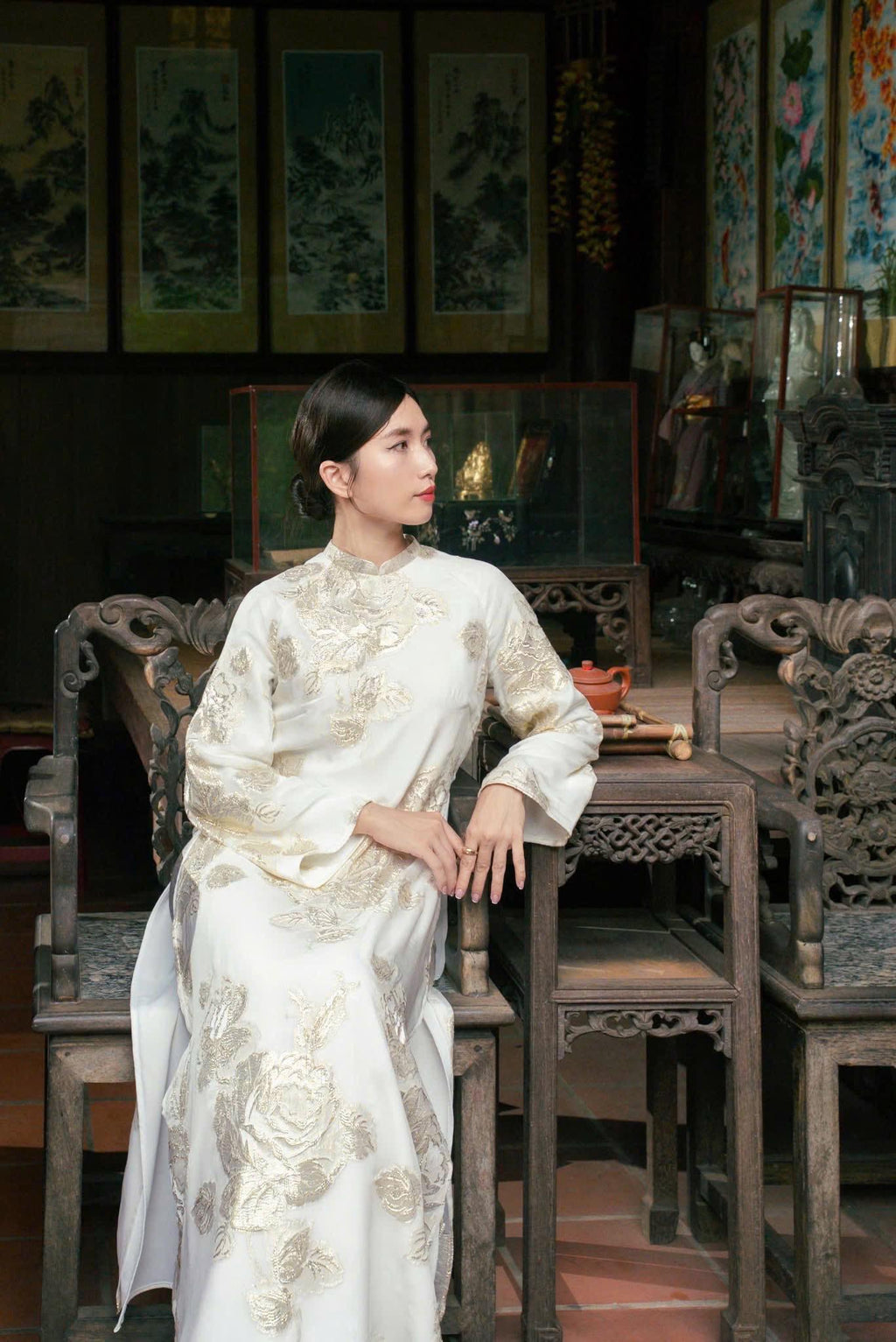 Vietnamese ao dai Rosey imprint 3D texture with gold aodai white relaxed style, pants included