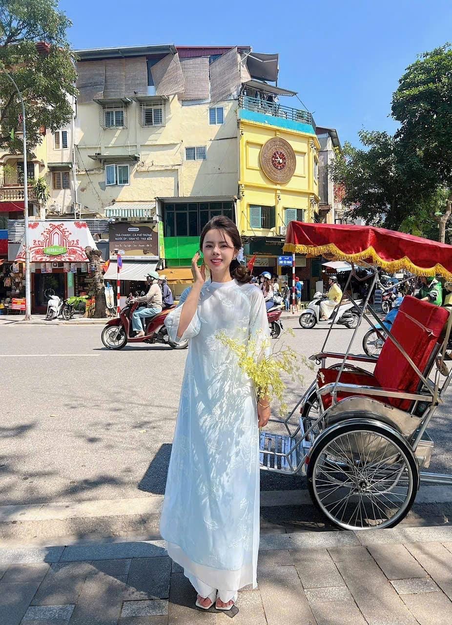 NhuKhanh Vietnamese aodai embroidered blue, pants included