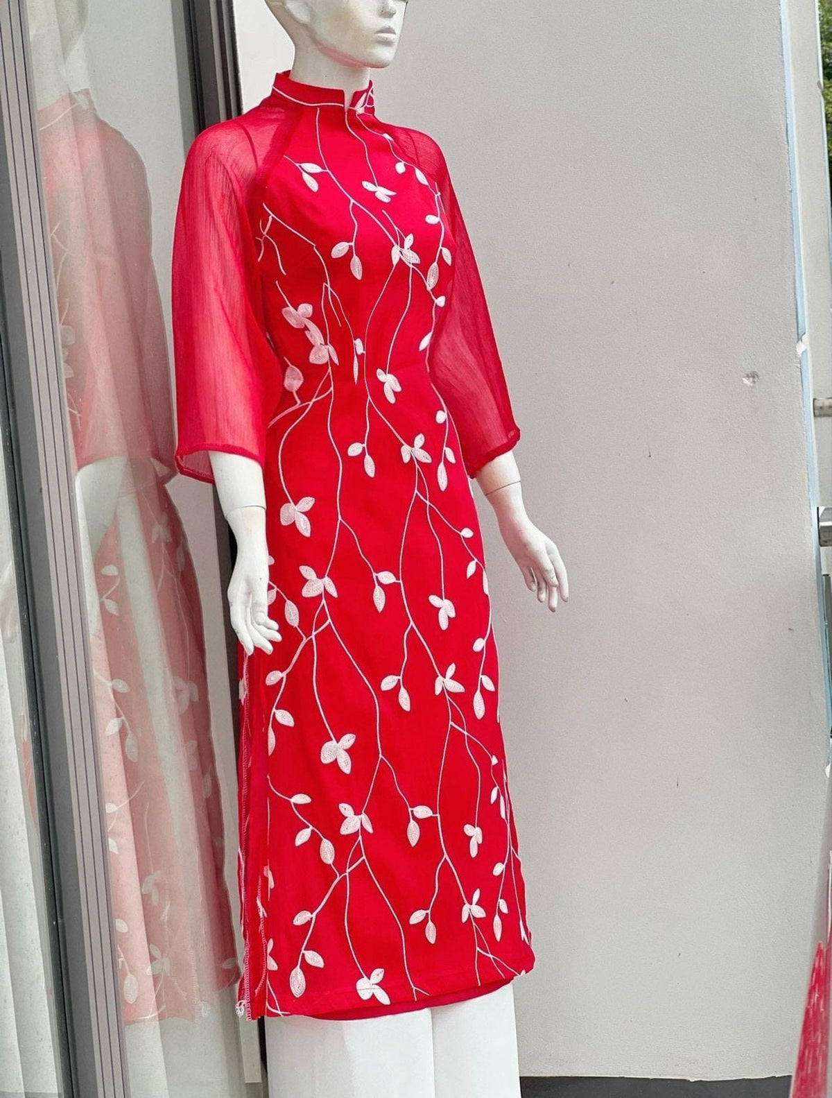 Vietnamese aodai LaTheu ao dai red, pants included