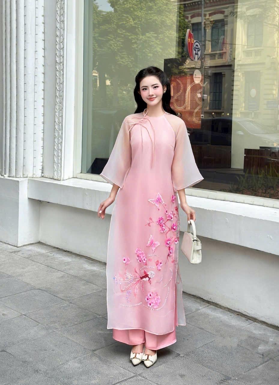 YenXuan Vietnamese ao dai butterfly beaded pink, pants included
