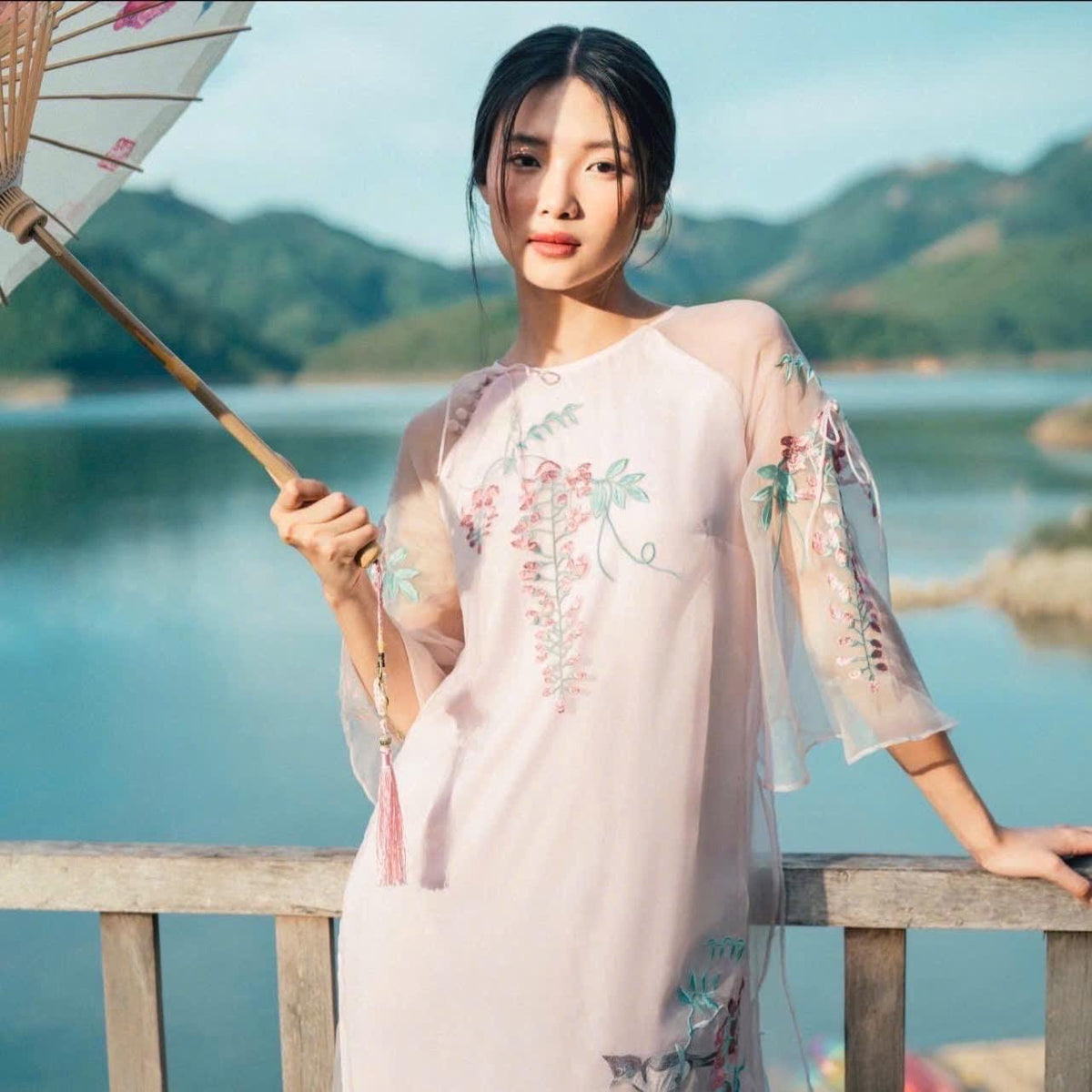 Vietnamese ao dai Vanny aodai pale pink embroidery, pants included