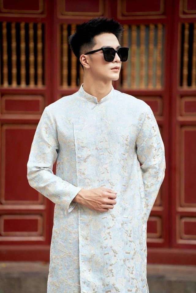 MaVan Vietnamese aodai for men blue and red