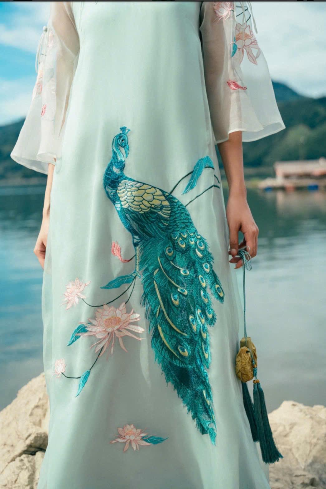 Vietnamese ao dai KhongTuoc turquoise, pants included