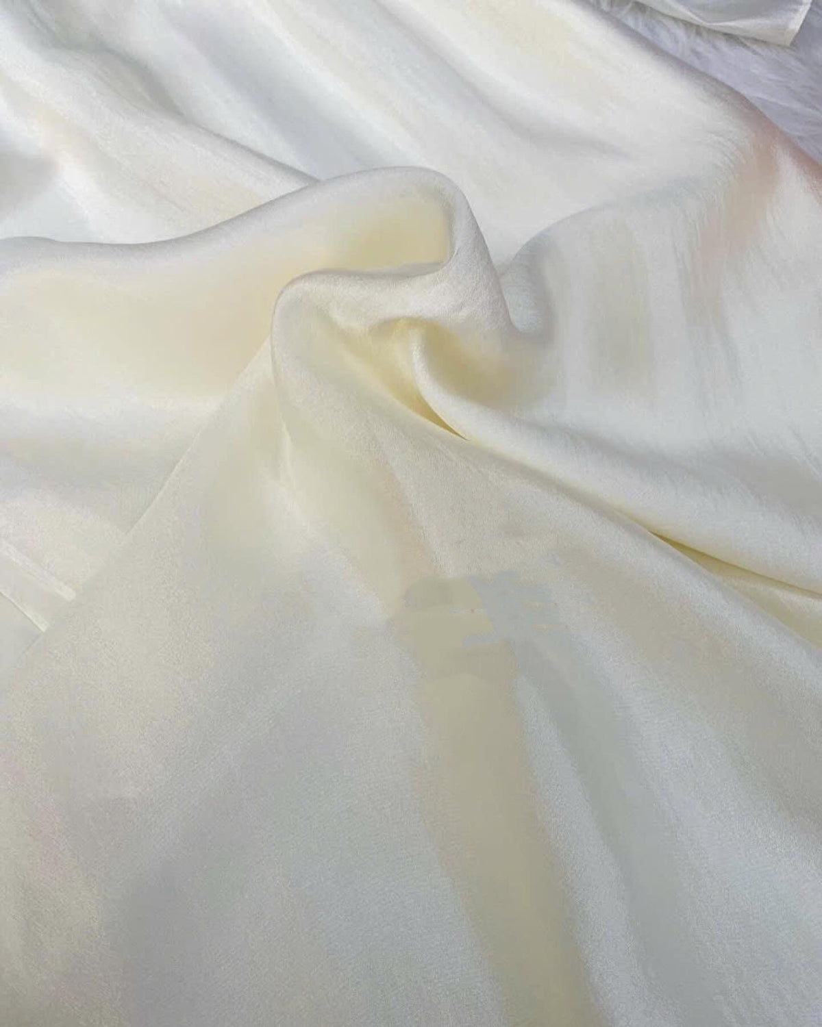 TueHy Vietnamese ao dai beige off-white, pants included