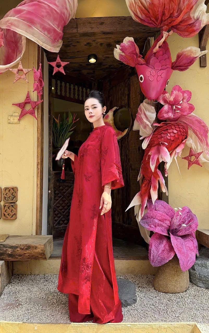 Vietnamese ao dai LinkLan red embroidered floral design aodai, brooch and pants included
