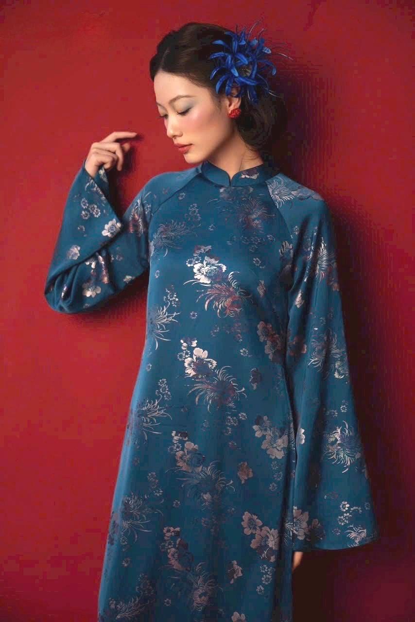 LuaTuyet Vietnamese aodai in red/ teal, pants included