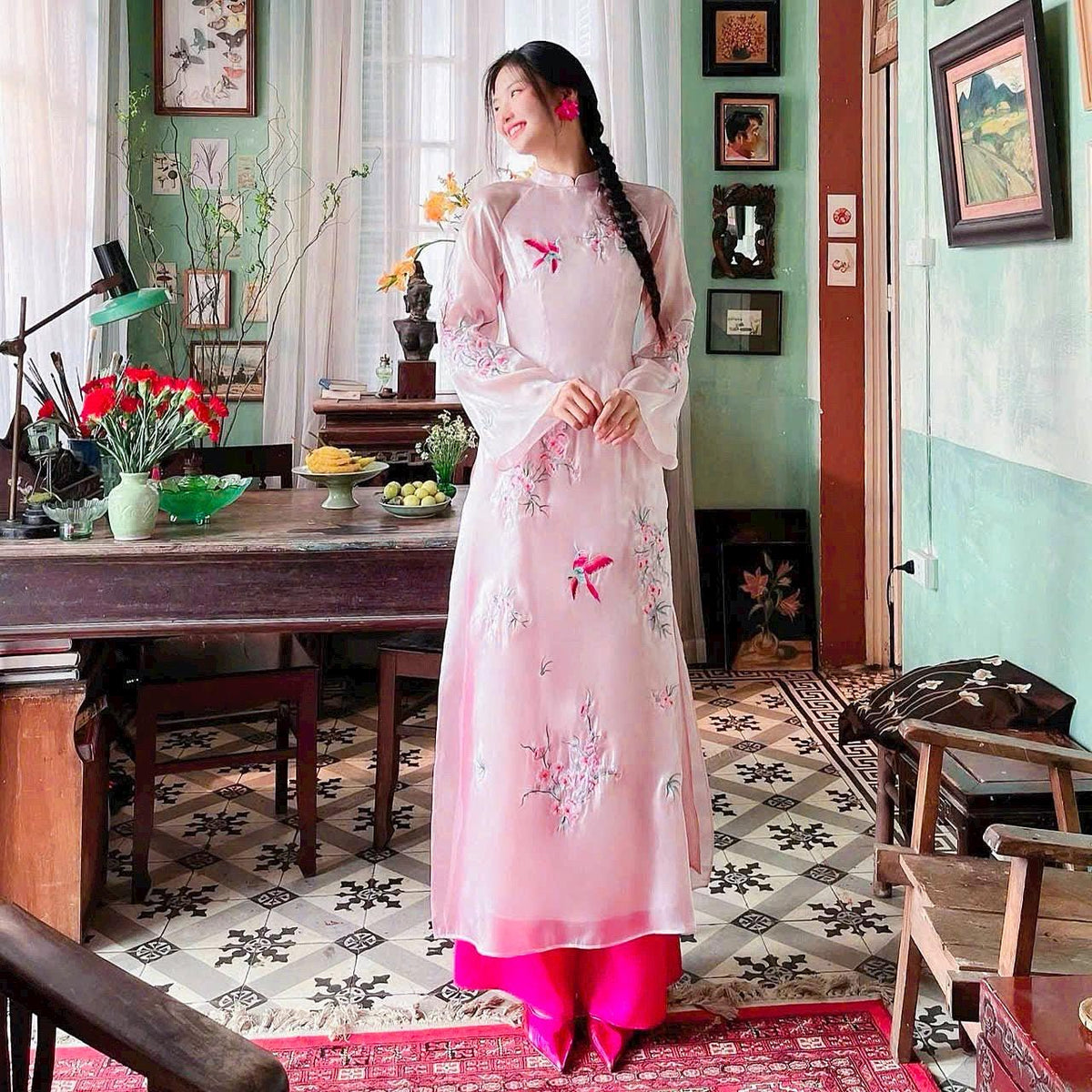 Xynh Vietnamese ao dai embroidery pink, pants included