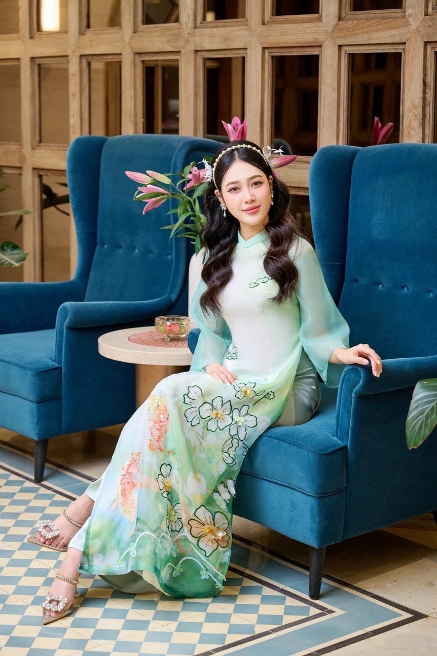 Vietnamese aodai SongNgu green, pants included