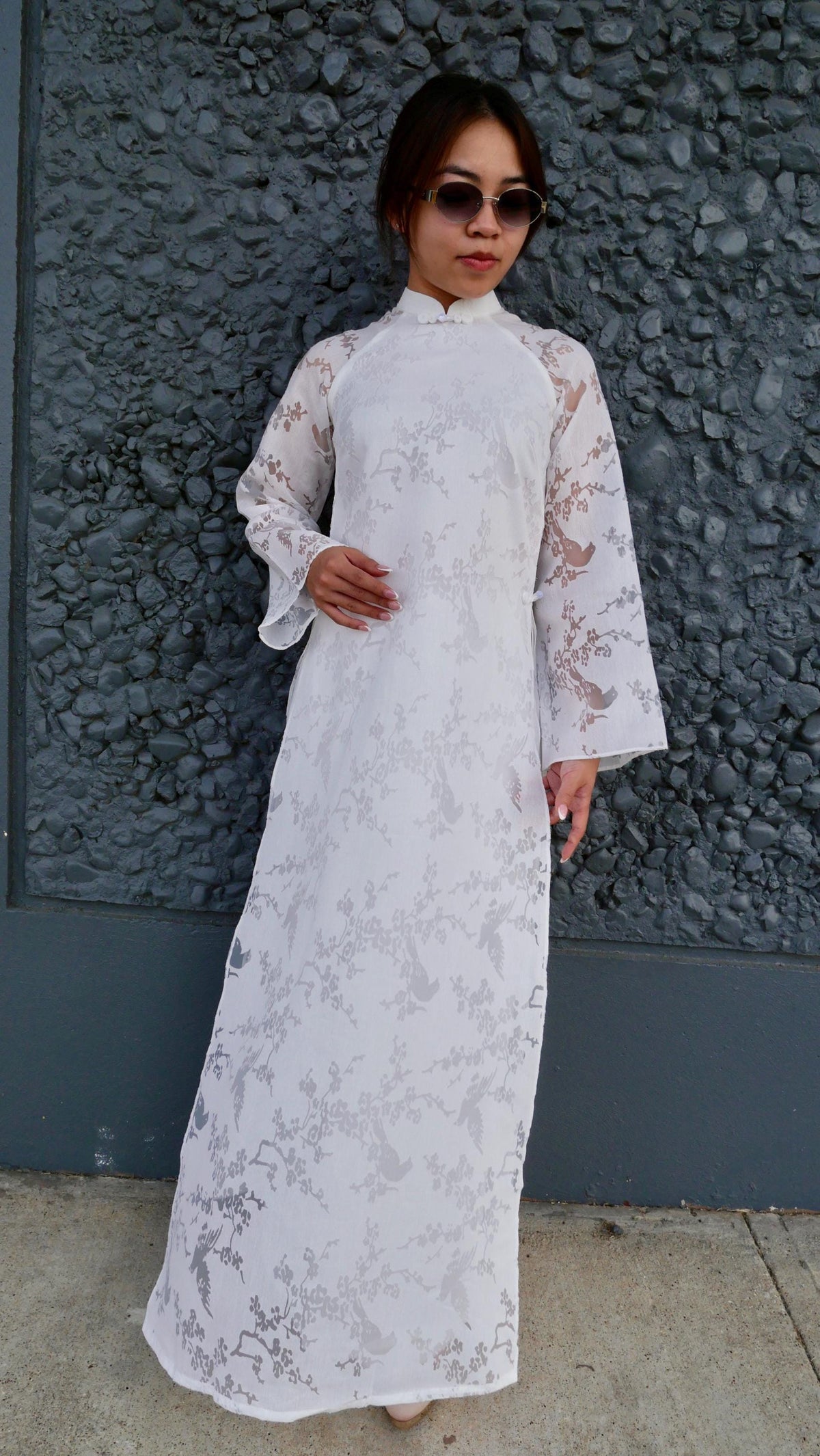 HoaMi Vietnamese aodai white, pants included