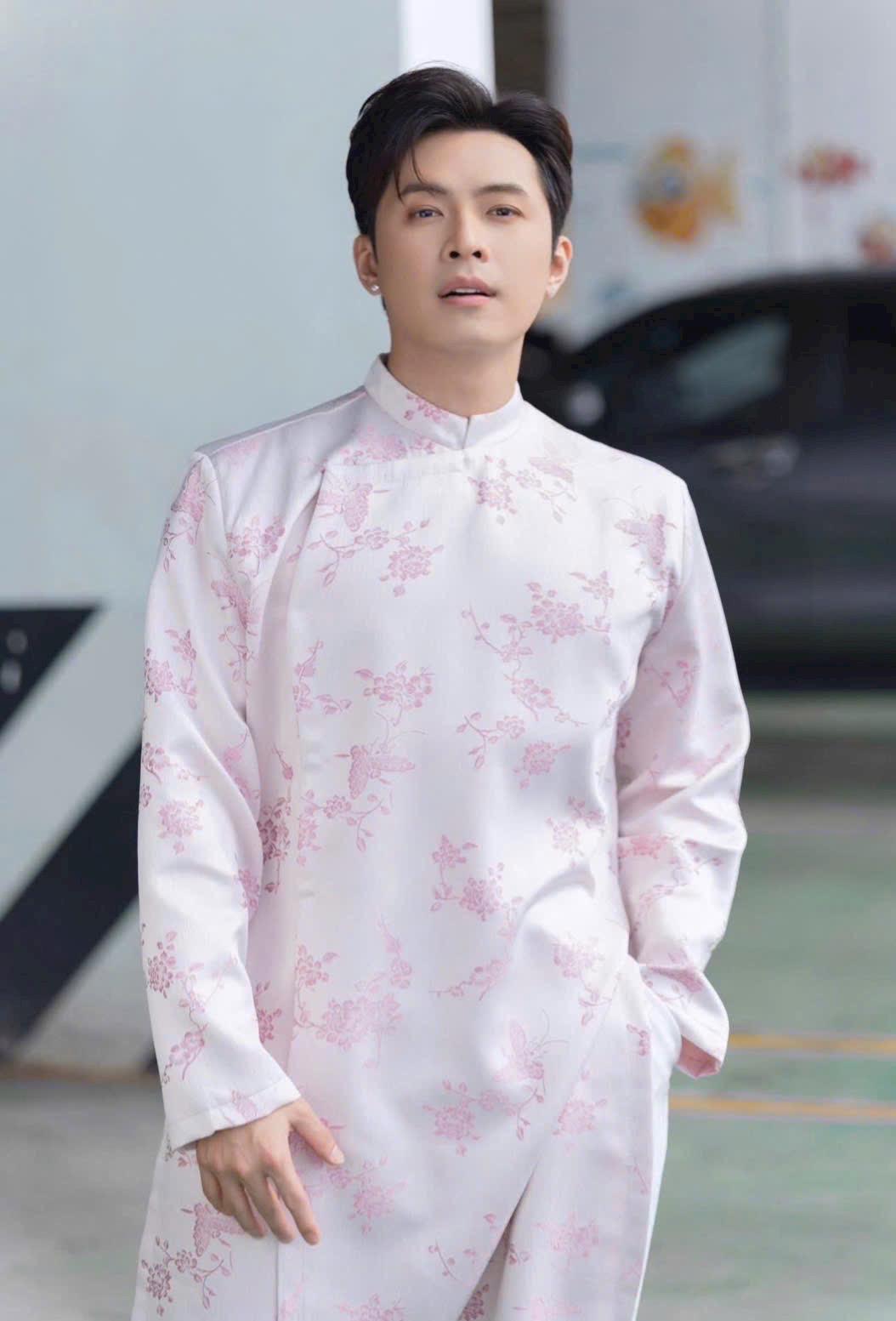 GamBuom Men Vietnamese aodai pink