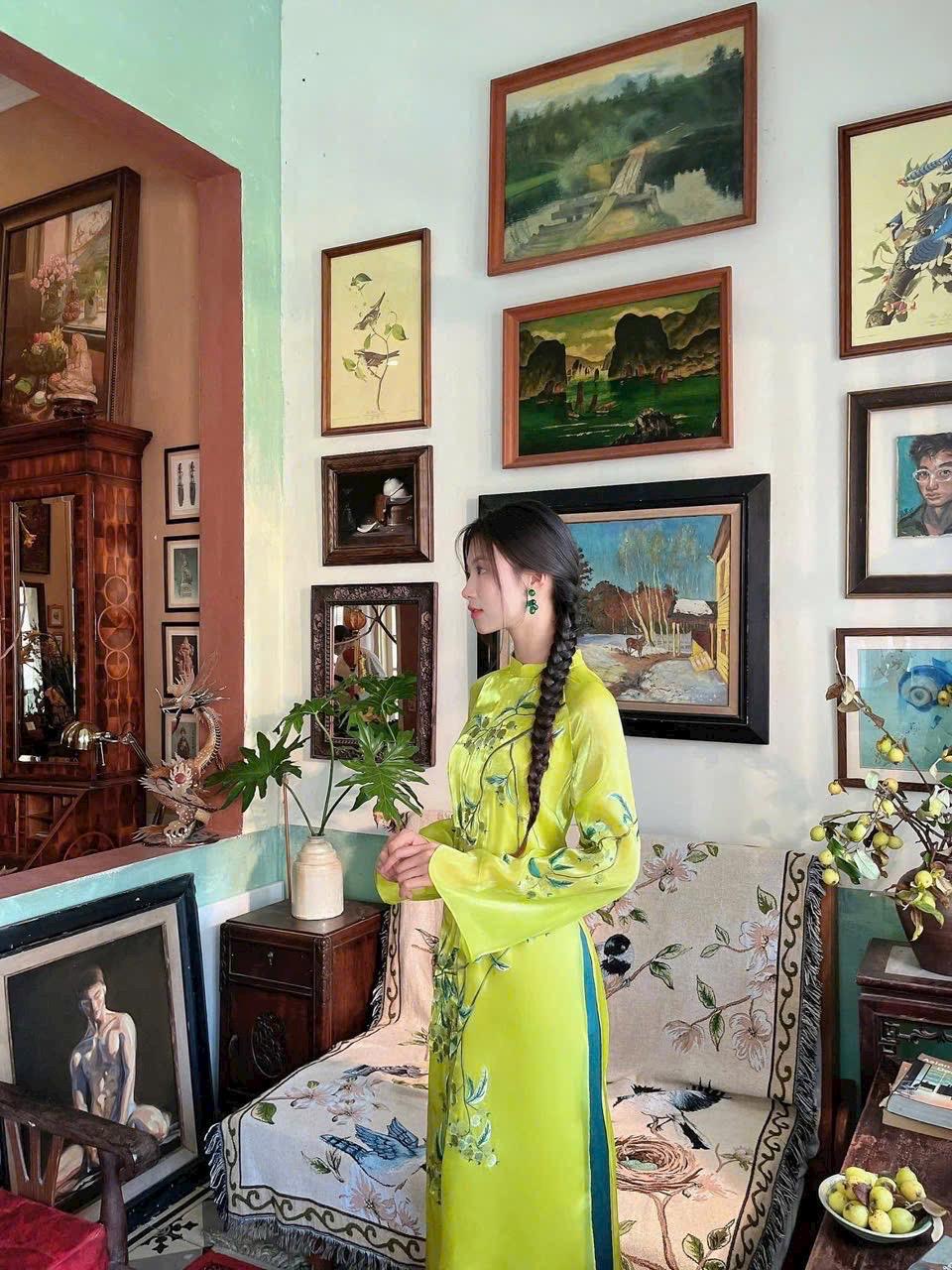 Lem Vietnamese ao dai lime punch green, pants included