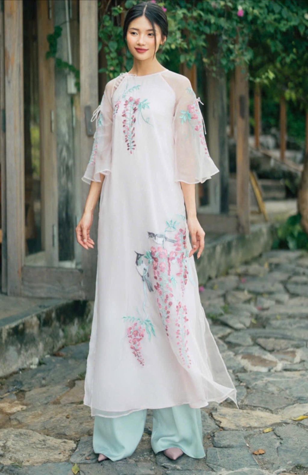 Vietnamese ao dai Vanny aodai pale pink embroidery, pants included