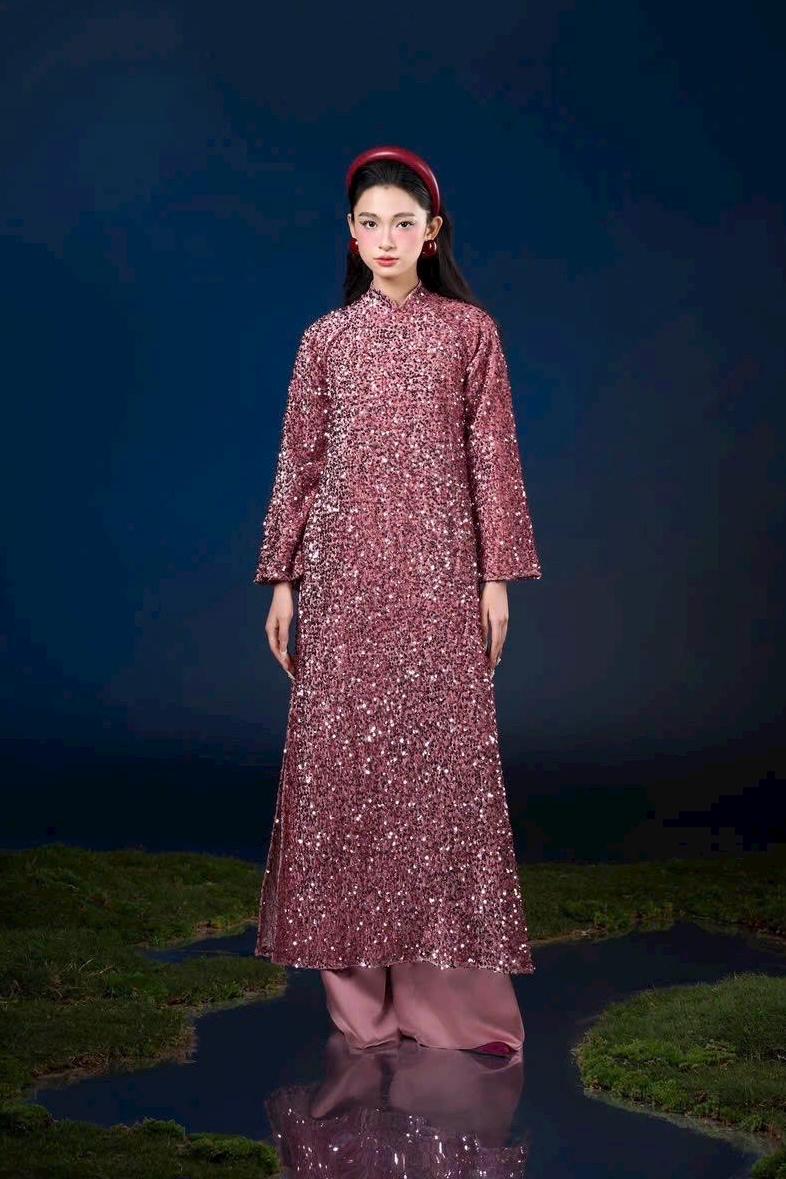Vietnamese ao dai KimSa velvet embroidery dark red/ pink and cream sequins silk aodai , pants included