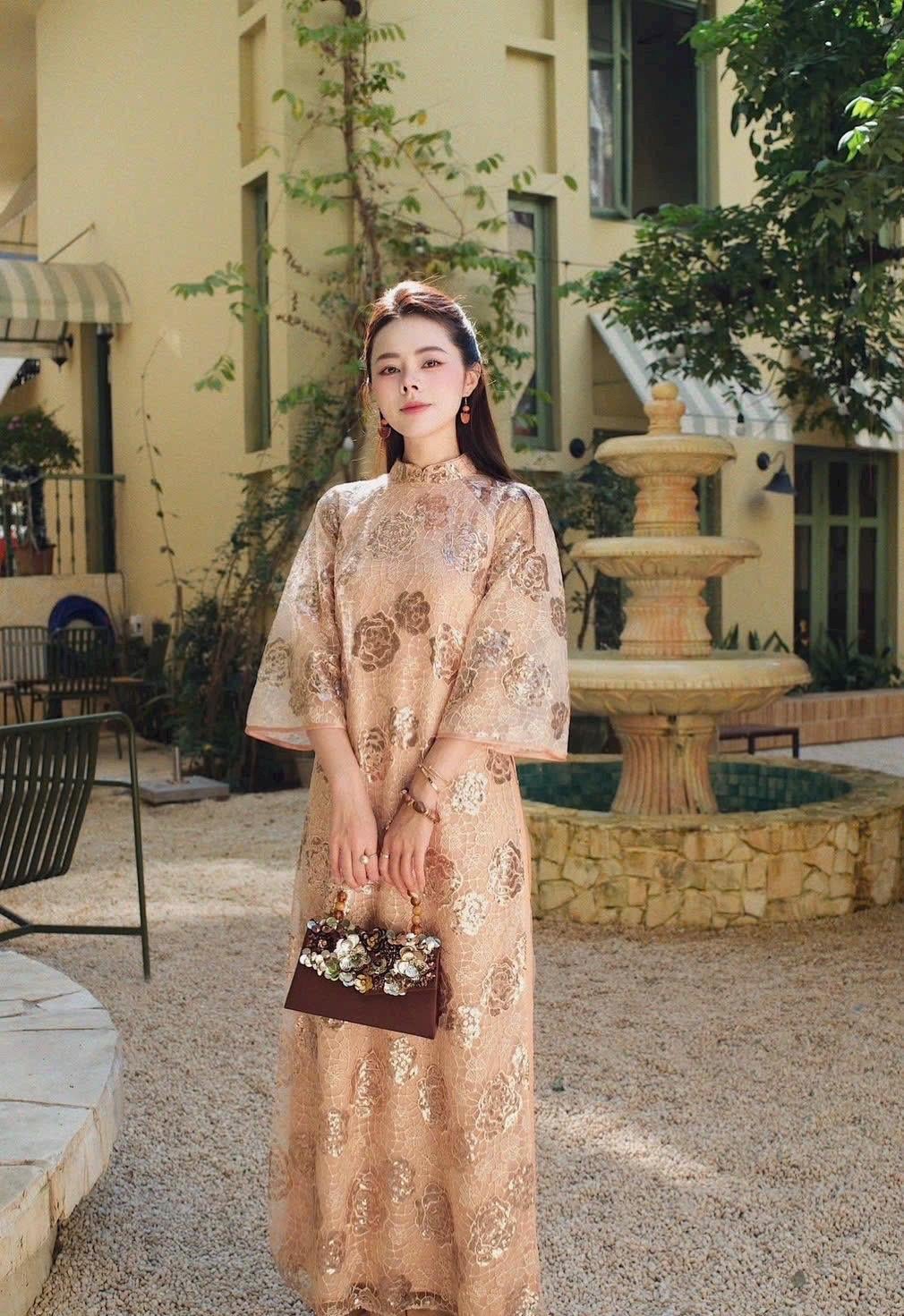 Flora Vietnamese ao dai brown sequins, pants included