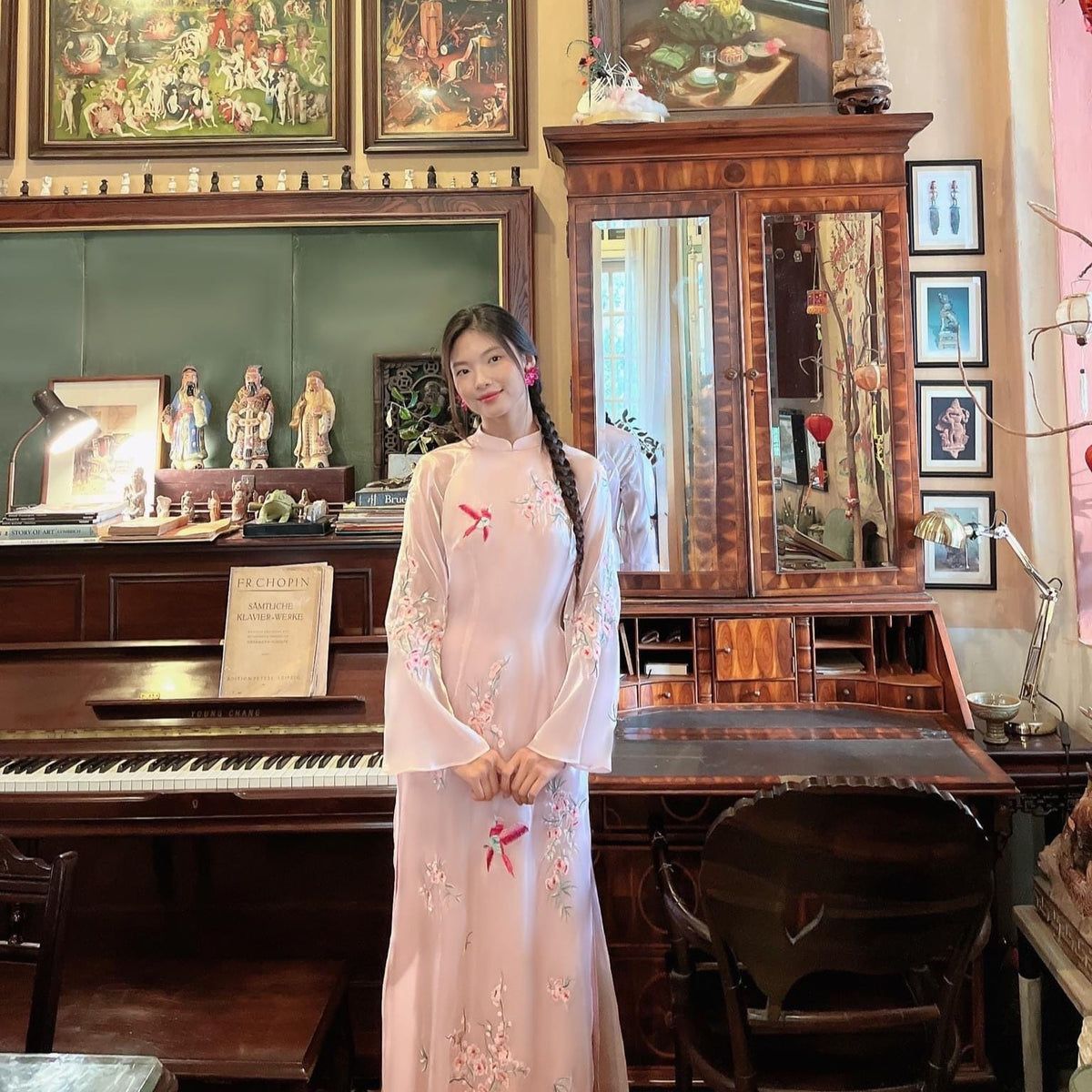 Xynh Vietnamese ao dai embroidery pink, pants included
