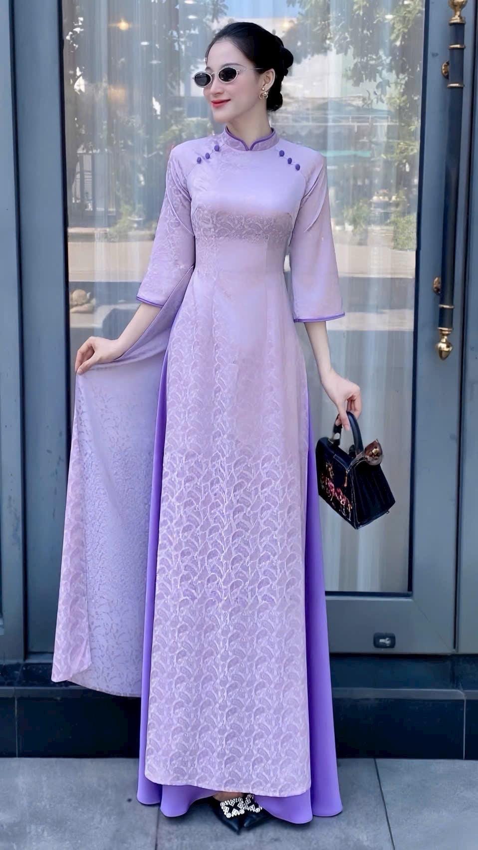 UyenAn Vietnamese purple ao dai, pants included